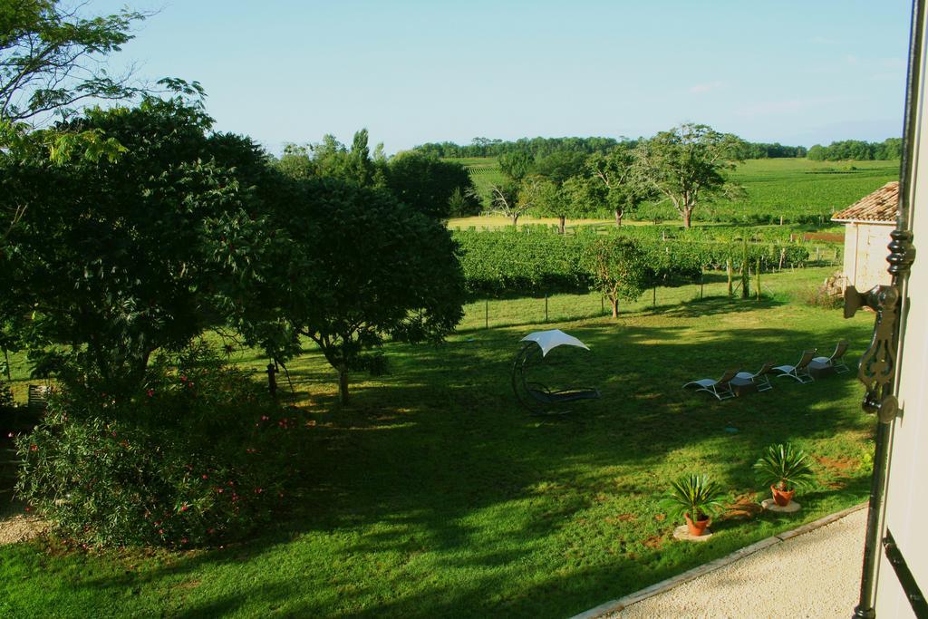Bleu Raisin Bed and Breakfast Les Salles-de-Castillon Eksteriør billede